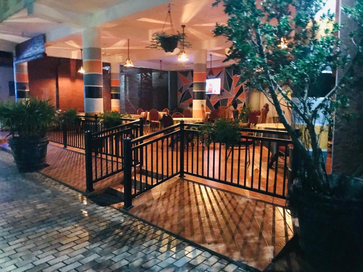 Crescent Resort كالي المظهر الخارجي الصورة